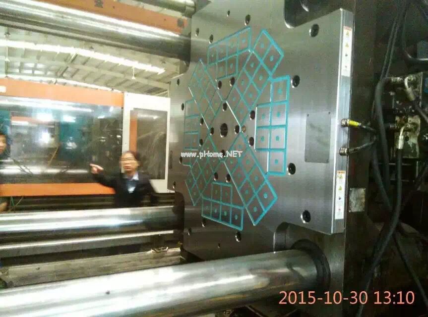 快速換模系統，磁力模板